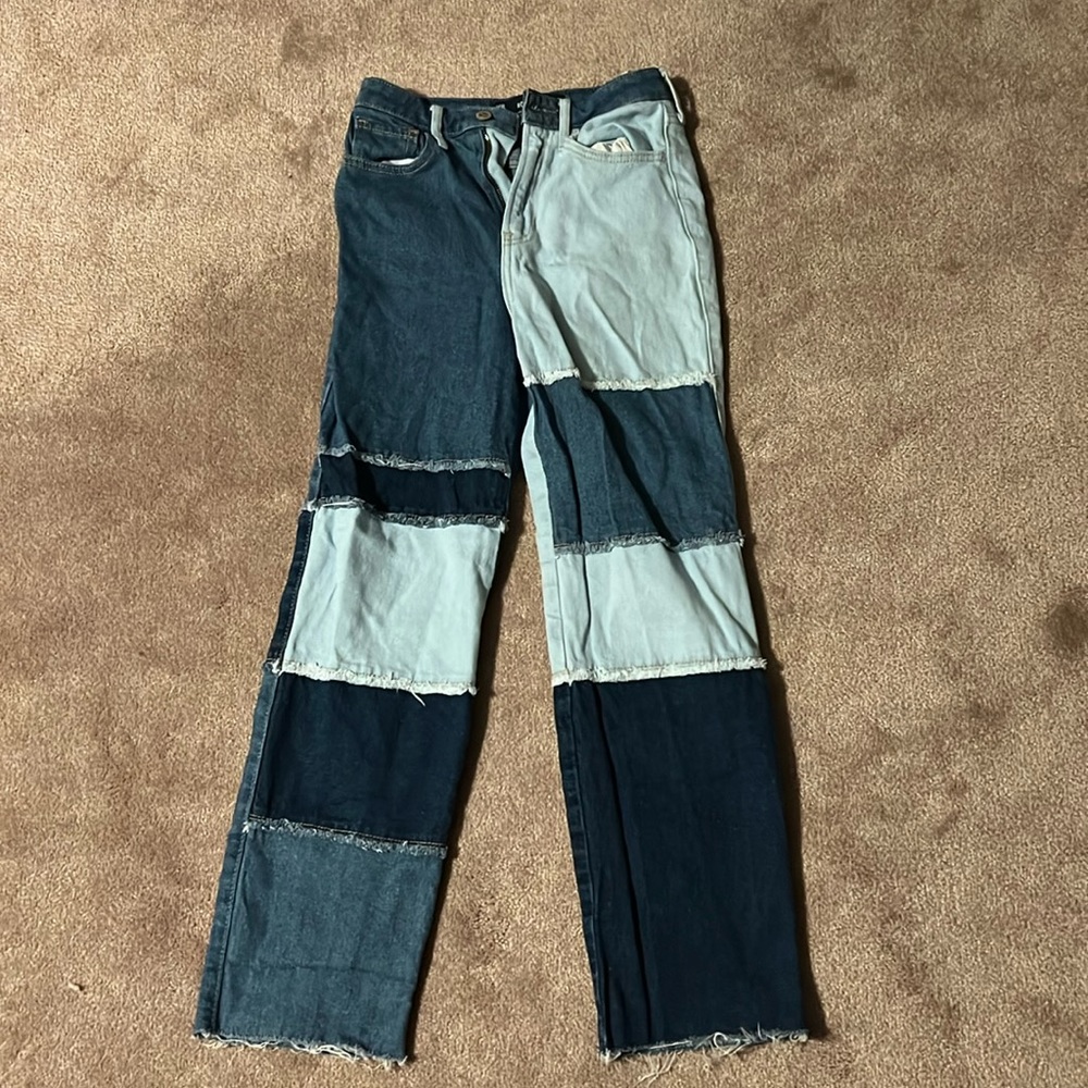 Hollister Ultra High-Rise Vintage Straight Patchwork Jeans